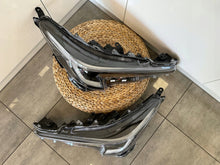 Load image into Gallery viewer, Frontscheinwerfer VW E21 81110-02X20 81150-02T00 LED Rechts oder Links SCH5194154309yg