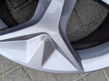 Laden Sie das Bild in den Galerie-Viewer, 1x Alufelge 17 Zoll 7.0" 5x112 45ET KBA53956 Cupra Ateca Rim Wheel FEL4197159378gh