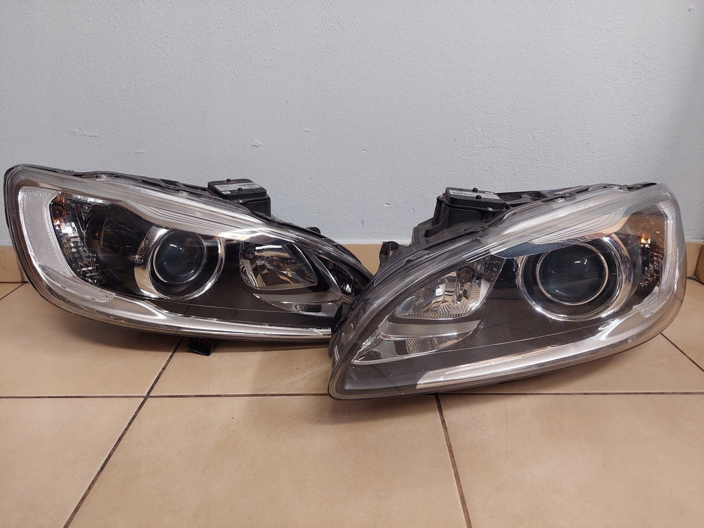 Frontscheinwerfer Volvo S60 V60 31420262 31420261 Xenon Ein Satz Headlight SCH4578325545qd
