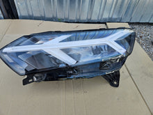 Load image into Gallery viewer, Frontscheinwerfer Dacia Sandero III Logan Jogger 260602561 LED Rechts oder Links