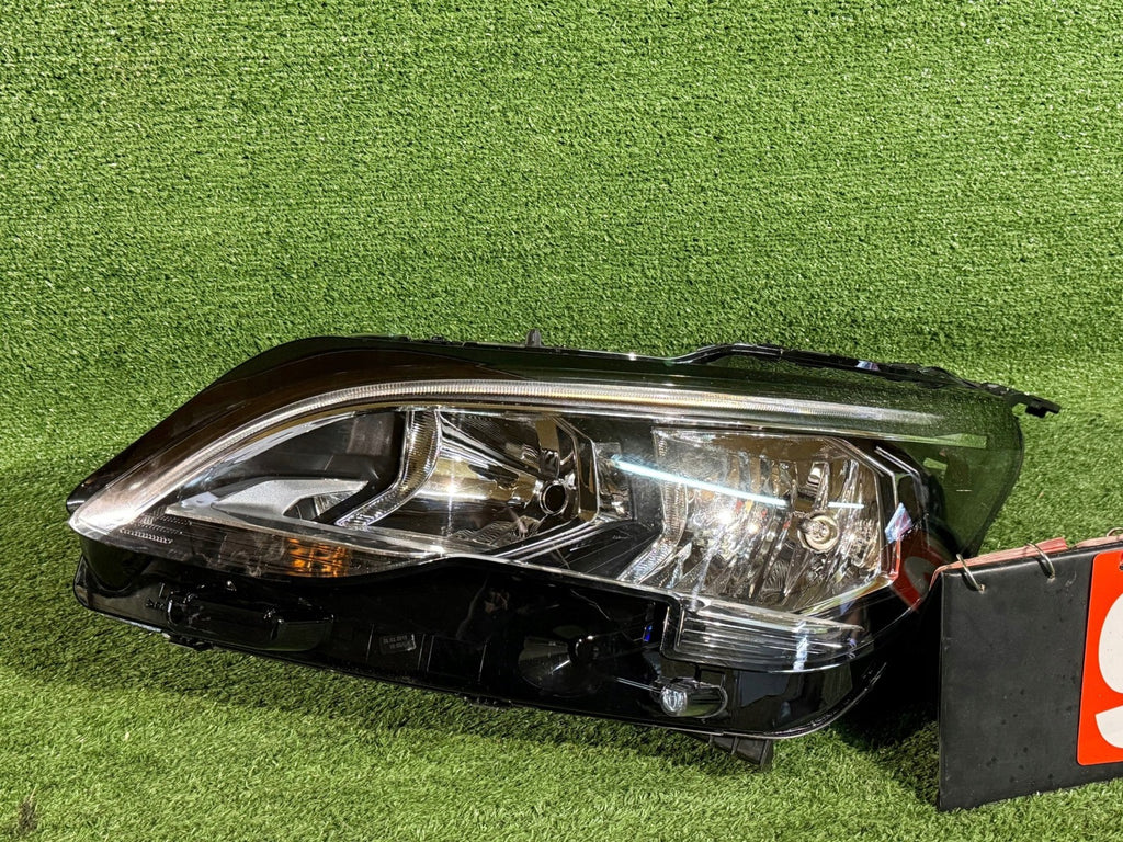 Frontscheinwerfer Peugeot 5008 II 90056582 9810478180 Links Headlight SCH8783839550sy