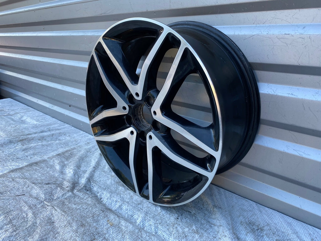 1x Alufelge 18 Zoll 7.0" 5x112 A1564010100 Mercedes-Benz Gla Rim Wheel