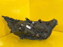 Laden Sie das Bild in den Galerie-Viewer, Frontscheinwerfer Toyota V LED Links Scheinwerfer Headlight SCH2098302066xg