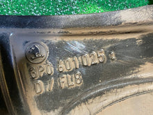 Load image into Gallery viewer, 1x Alufelge 17 Zoll 7.5" 5x112 41ET 3P0601025D Skoda Superb I Rim Wheel FEL6799312852ks