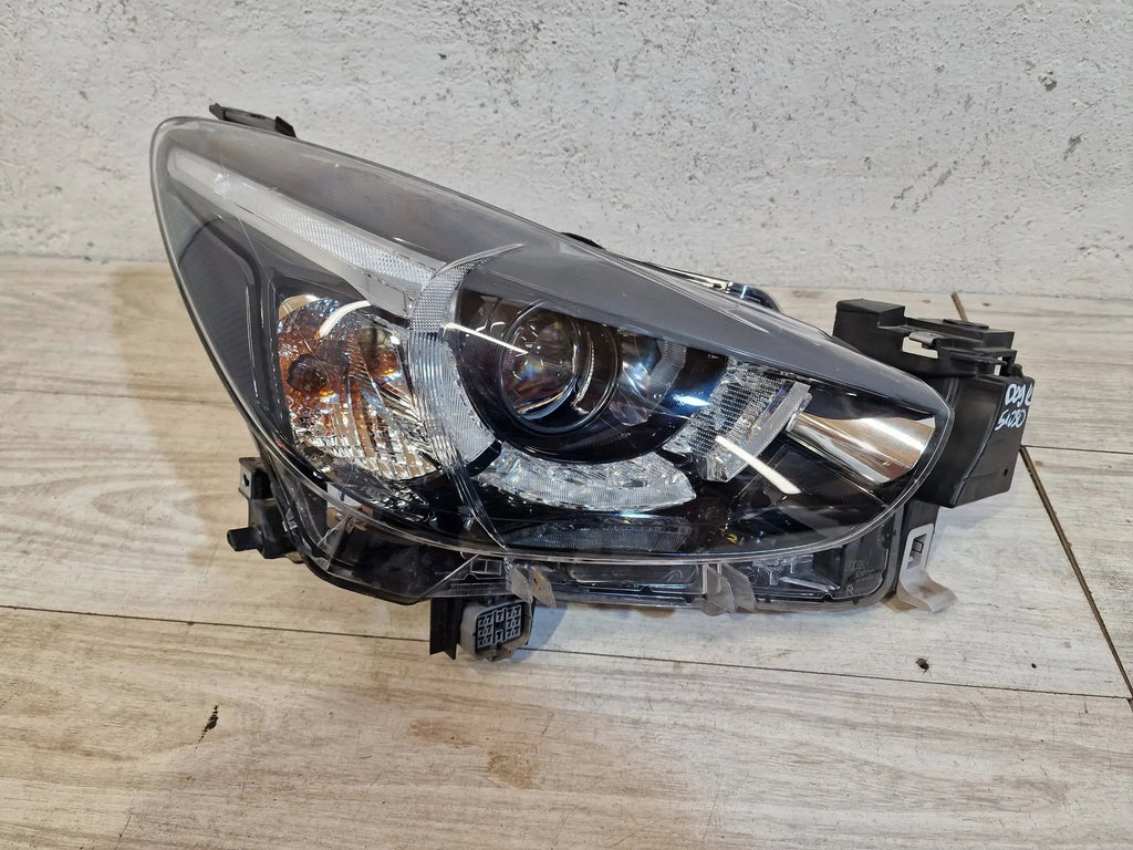 Frontscheinwerfer Mazda 2 D09K-51030 LED Rechts Scheinwerfer Headlight