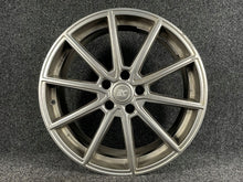 Laden Sie das Bild in den Galerie-Viewer, 1x Alufelge 19 Zoll 8.0&quot; 5x112 52203 Rim Wheel