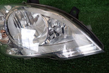 Laden Sie das Bild in den Galerie-Viewer, Frontscheinwerfer Mercedes-Benz Vito A6398201961 Rechts Scheinwerfer Headlight
