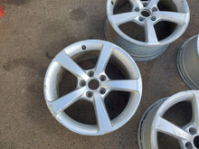 Laden Sie das Bild in den Galerie-Viewer, 1x Alufelge 17 Zoll 5x120 8V0601025S Audi A3 Rim Wheel FEL7105935366qp