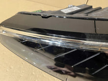 Laden Sie das Bild in den Galerie-Viewer, Frontscheinwerfer Skoda Scala 657941015A LED Ein Stück (Rechts oder Links) SCH2526572992ai