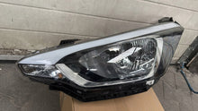 Load image into Gallery viewer, Frontscheinwerfer Hyundai I20 Links Scheinwerfer Headlight SCH7202854532xy