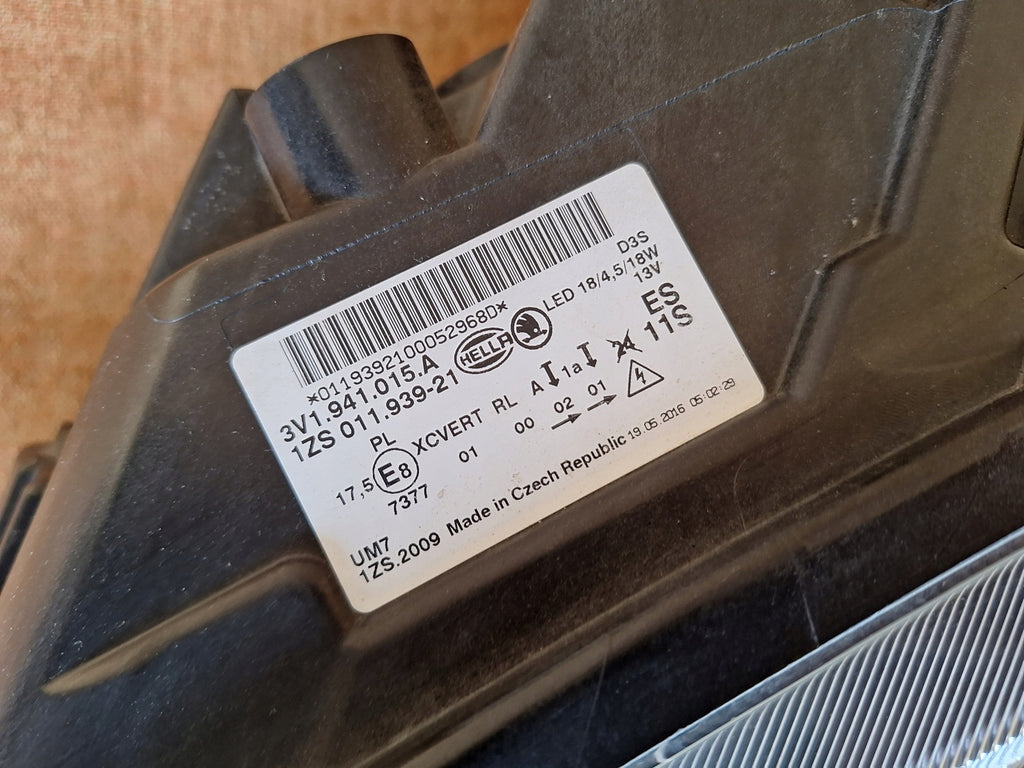 Frontscheinwerfer Skoda Superb III 3V1941015A LED Links Scheinwerfer Headlight