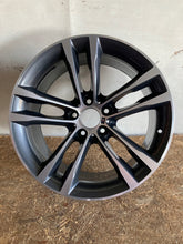 Load image into Gallery viewer, 1x Alufelge 19 Zoll 9.0" 5x120 42ET Glanz Schwarz 7847544 BMW Mg Rim Wheel FEL4111267335gq