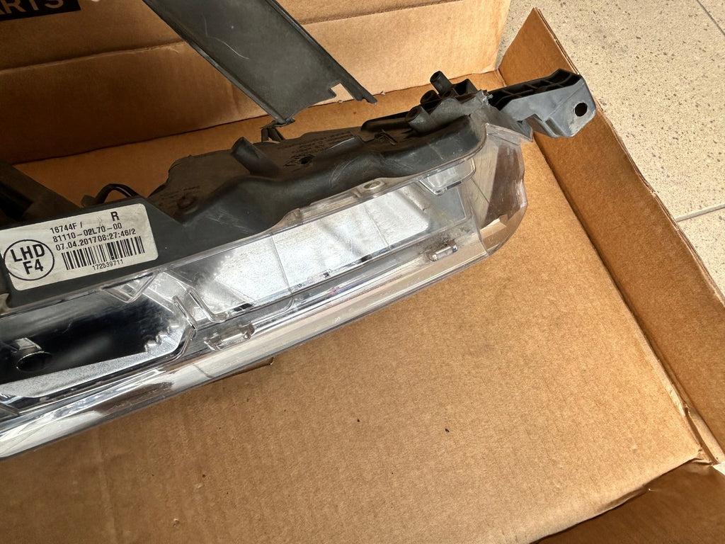 Frontscheinwerfer Toyota Corolla 81110-02L70-00 16744F164867574 LED Rechts