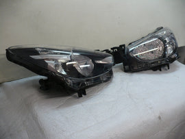 Frontscheinwerfer Mazda II Ein Stück (Rechts oder Links) Scheinwerfer Headlight