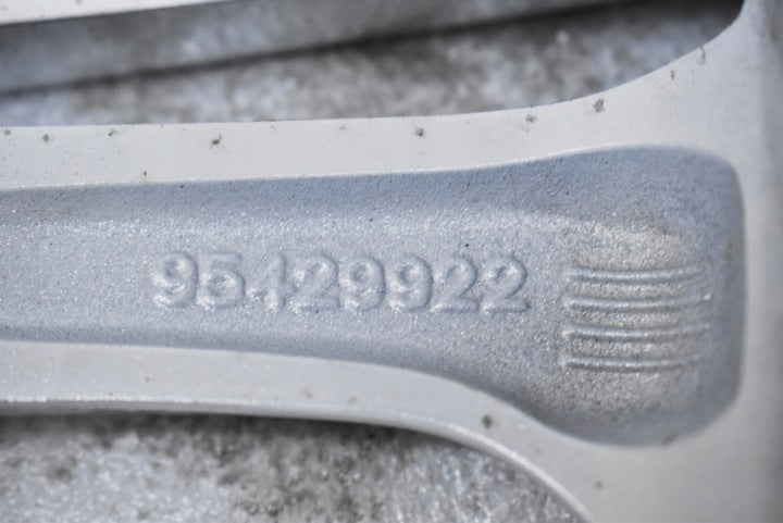 1x Alufelge 17 Zoll 6.5" 5x105 44ET Glanz Silber 95429922 42622153 Opel Ampera FEL9678863804ns