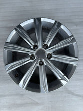 Load image into Gallery viewer, 1x Alufelge 17 Zoll 5x112 5TA601025D VW Touran Rim Wheel FEL1556543068qp