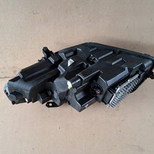 Load image into Gallery viewer, Frontscheinwerfer Jaguar E-Pace X540 00205982-10 LED Rechts Headlight SCH5220887436ka