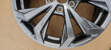 Laden Sie das Bild in den Galerie-Viewer, 1x Alufelge 18 Zoll 7.0" 5x114.3 35ET Toyota I Rim Wheel FEL6134649277vl