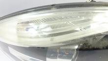 Laden Sie das Bild in den Galerie-Viewer, Frontscheinwerfer Renault Scenic Rechts Scheinwerfer Headlight SCH1944531853ro