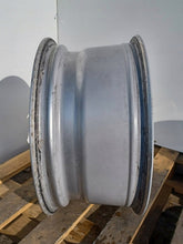 Load image into Gallery viewer, 1x Alufelge 17 Zoll 2124010902 Mercedes-Benz W212 Rim Wheel FEL4209948646vg