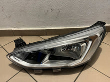 Laden Sie das Bild in den Galerie-Viewer, Frontscheinwerfer Ford Focus JX7B-13W030-AE Links Scheinwerfer Headlight