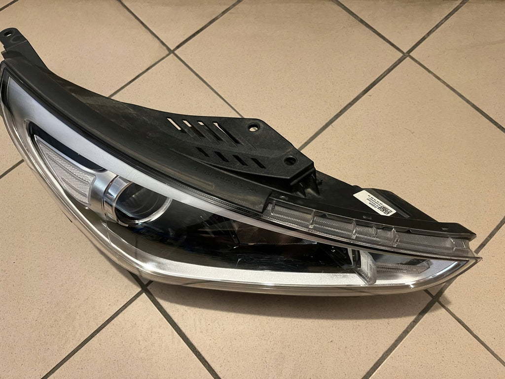 Frontscheinwerfer Hyundai I30 III 92102-G4000 Halogen Rechts Headlight