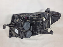 Load image into Gallery viewer, Frontscheinwerfer VW Crafter 7C1941006A Rechts Scheinwerfer Headlight SCH3297801986gf