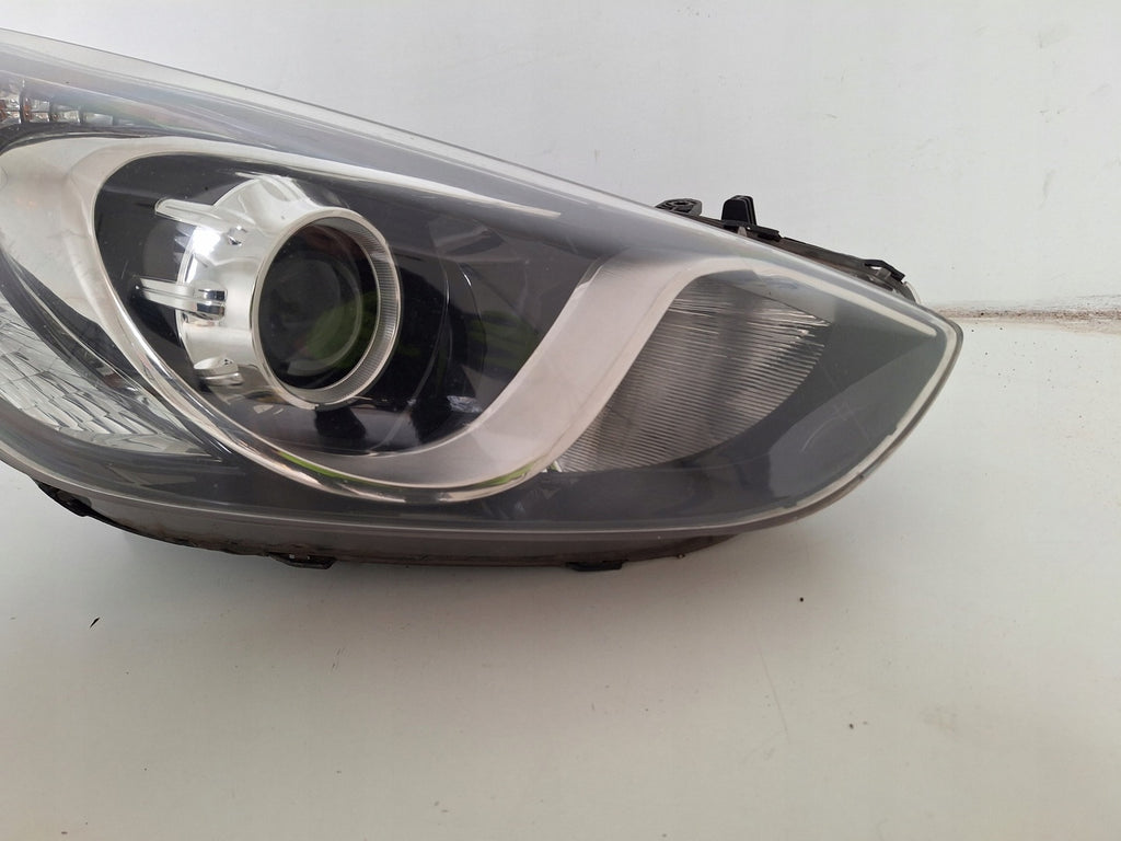 Frontscheinwerfer Hyundai I30 92102-A6020 Rechts Scheinwerfer Headlight