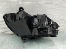 Laden Sie das Bild in den Galerie-Viewer, Frontscheinwerfer Mercedes-Benz W206 A2069067103 Links Scheinwerfer Headlight SCH8219667632nn