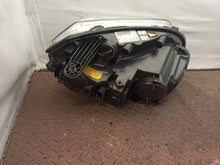 Laden Sie das Bild in den Galerie-Viewer, Frontscheinwerfer Mercedes-Benz W204 A2048207459 85122000 Xenon Links Headlight SCH6860305616wn
