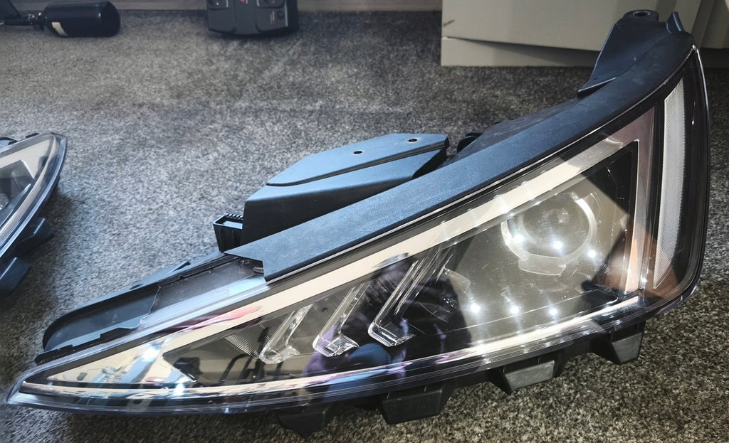 Frontscheinwerfer Hyundai Elantra 92101F26000 Links Scheinwerfer Headlight SCH8317220279qm