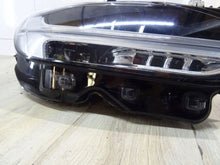 Laden Sie das Bild in den Galerie-Viewer, Frontscheinwerfer Volvo V90 31468901 Rechts Scheinwerfer Headlight SCH2850214165an