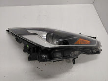Laden Sie das Bild in den Galerie-Viewer, Frontscheinwerfer Toyota Aygo LED Rechts Scheinwerfer Headlight SCH3582292219wv