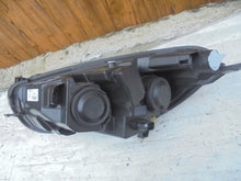 Laden Sie das Bild in den Galerie-Viewer, Frontscheinwerfer Ford Courier JT7613W029CD Rechts Scheinwerfer Headlight