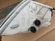 Laden Sie das Bild in den Galerie-Viewer, Frontscheinwerfer Skoda Octavia II Rechts Scheinwerfer Headlight SCH1694862867qe