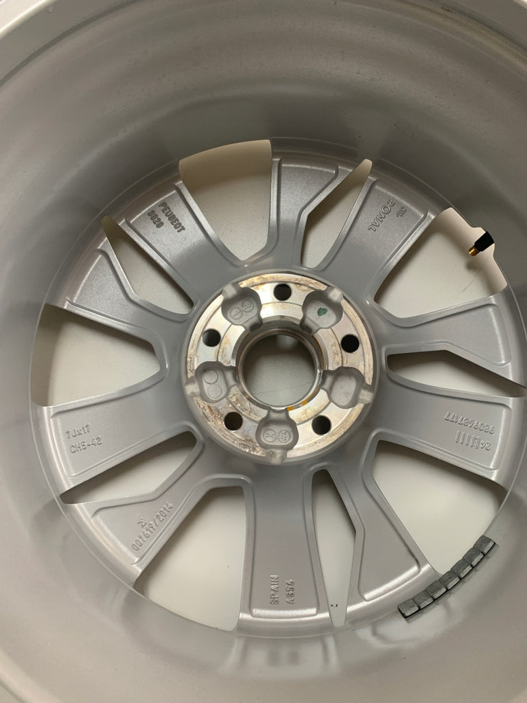 1x Alufelge 17 Zoll 7.0" 5x108 42ET Glanz Silber 9809687177 Peugeot 5008 FEL7060973194nt