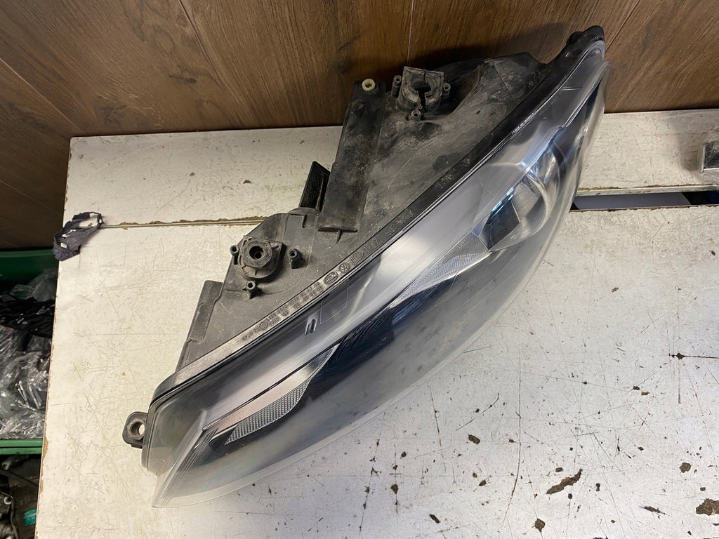 Frontscheinwerfer VW Caddy III 2K5941005A LED Links Scheinwerfer Headlight SCH4821451645ak