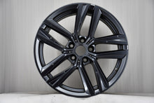 Load image into Gallery viewer, 1x Alufelge 18 Zoll 8.5" 5x112 36ET Glanz Graphit 6896768 BMW 1 Rim Wheel FEL5831442066er