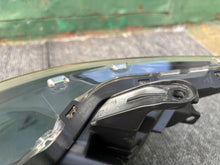 Laden Sie das Bild in den Galerie-Viewer, Frontscheinwerfer Toyota Auris 90070909 8111002K30 Rechts Scheinwerfer Headlight SCH3015425764zi