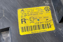 Load image into Gallery viewer, Frontscheinwerfer VW Passat 3C8941006C Ein Stück (Rechts oder Links) Headlight SCH5831603857lr