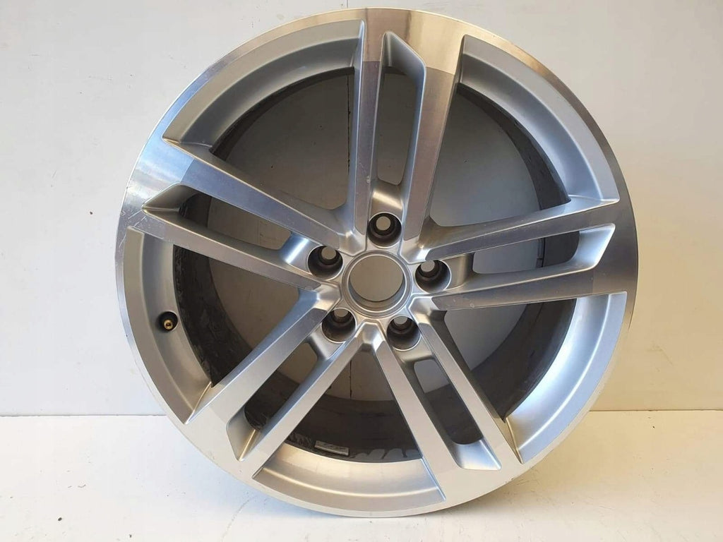 1x Alufelge 18 Zoll 8.5" 5x112 8S0601025E Audi Tt Rim Wheel