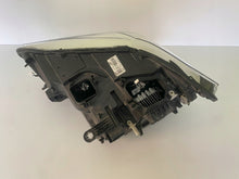 Load image into Gallery viewer, Frontscheinwerfer BMW X1 F48 7495003 7495004 Ein Satz Scheinwerfer Headlight SCH4177147711qp