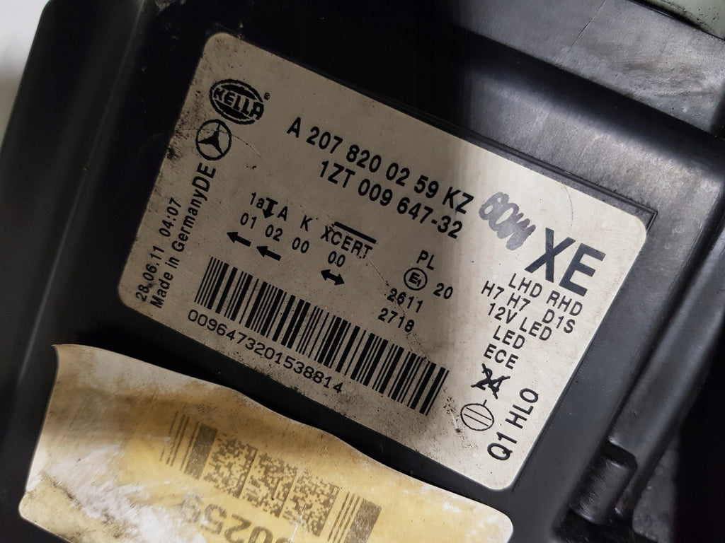 Frontscheinwerfer Mercedes-Benz C207 A2078200259 Xenon Rechts Headlight SCH1064570061sw