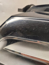 Laden Sie das Bild in den Galerie-Viewer, Frontscheinwerfer Audi A4 8K0941003C Xenon Links Scheinwerfer Headlight