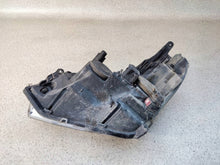 Laden Sie das Bild in den Galerie-Viewer, Frontscheinwerfer Opel Astra H 1EG270370-42 Rechts Scheinwerfer Headlight