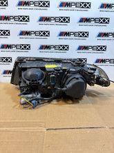 Laden Sie das Bild in den Galerie-Viewer, Frontscheinwerfer BMW E38 8386954 Xenon Rechts Scheinwerfer Headlight SCH1890671353le