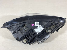 Laden Sie das Bild in den Galerie-Viewer, Frontscheinwerfer Mercedes-Benz W247 A2479062503 LED Links Headlight