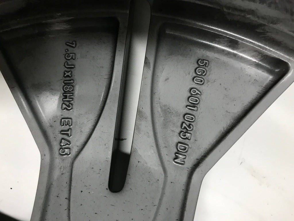1x Alufelge 18 Zoll 7.5" 5x112 45ET Glanz Grau 5G0601025 Mg Golf Vii Rim Wheel FEL9222979635kh