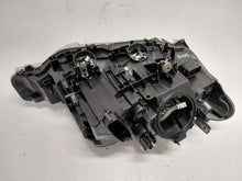 Laden Sie das Bild in den Galerie-Viewer, Frontscheinwerfer BMW F30 7259525 Xenon Links Scheinwerfer Headlight SCH8498653565vb