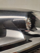 Load image into Gallery viewer, Frontscheinwerfer VW Passat B7 90010143 Xenon Rechts Scheinwerfer Headlight